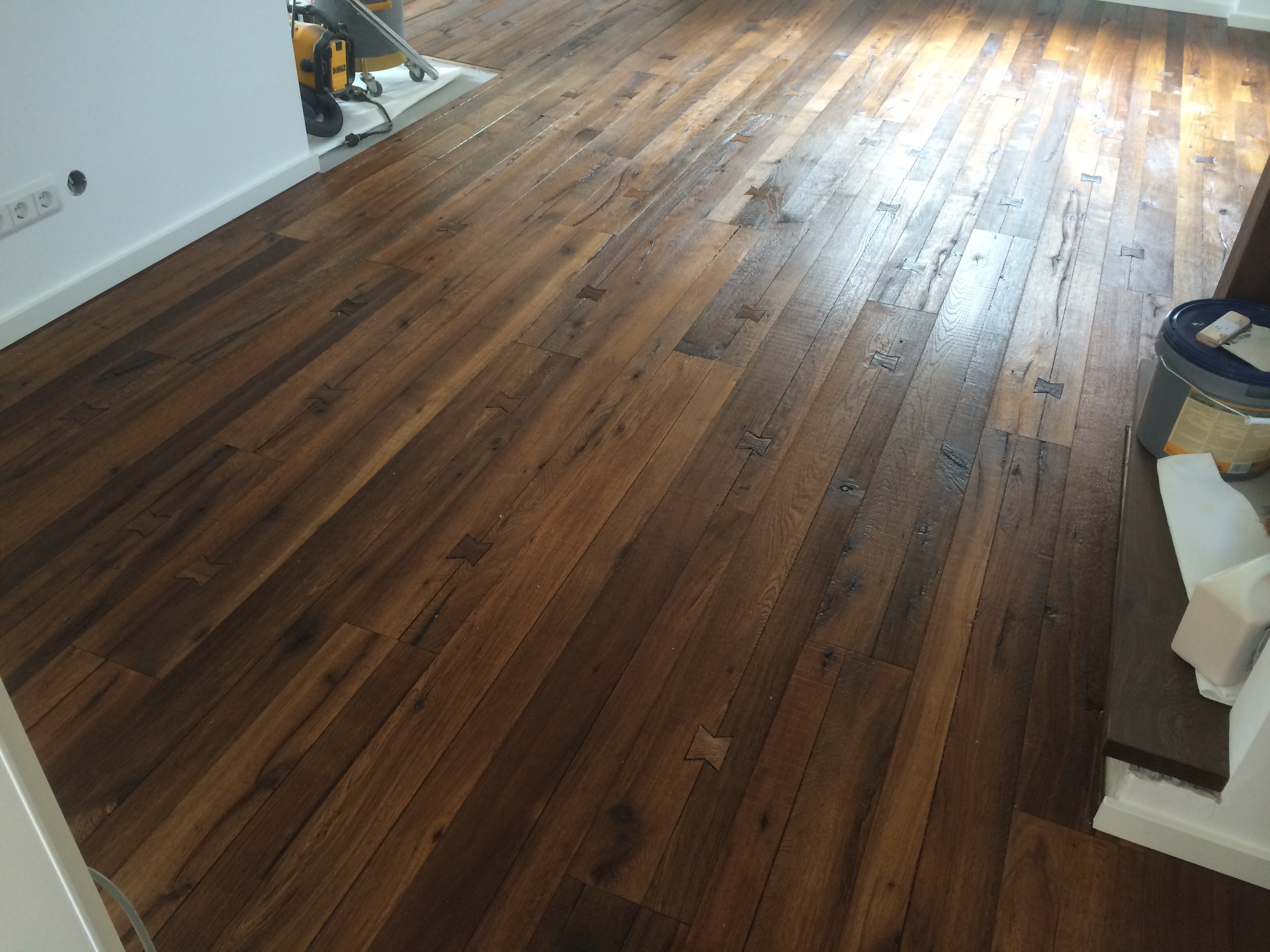 Landhausdiele rustikal